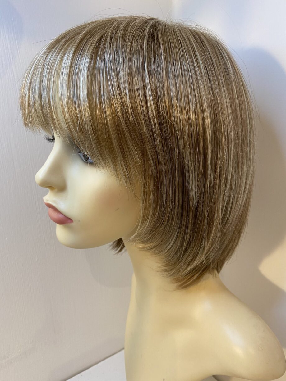 Blonde highlighted Rene of Paris collection. Blms5169