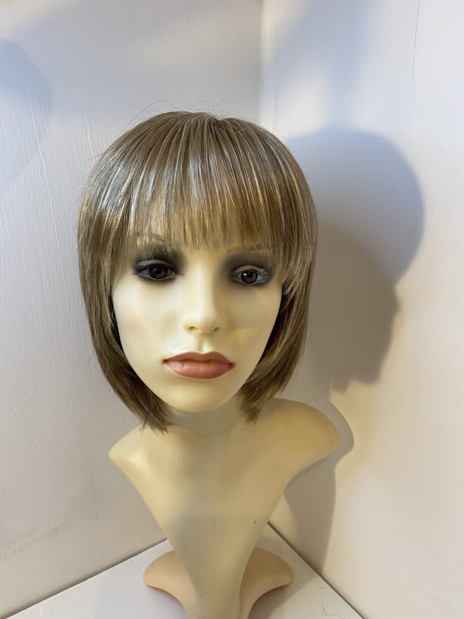 Blonde highlighted Rene of Paris collection. Blms5169