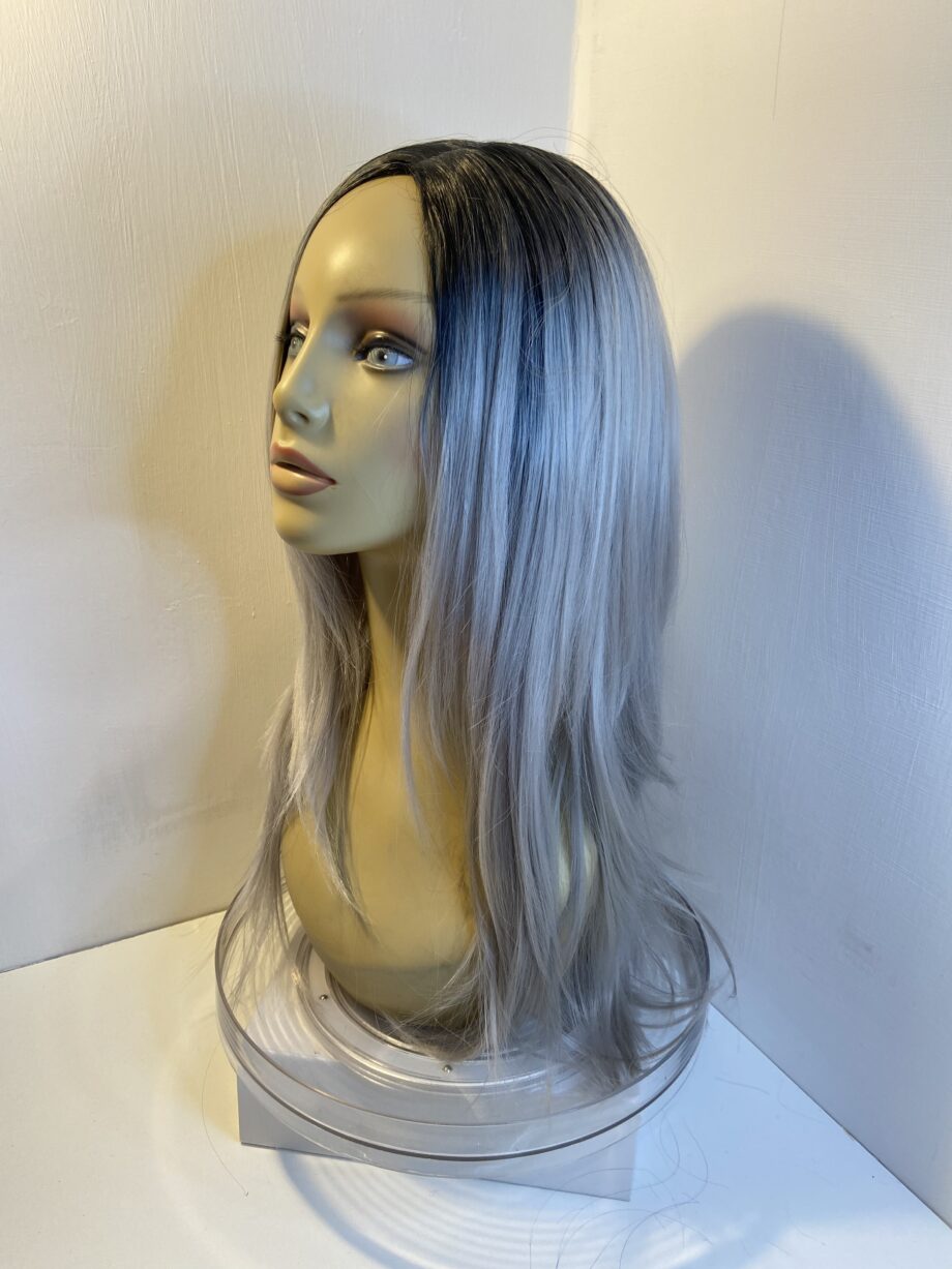 Rooted silver grey long wig. Gls756