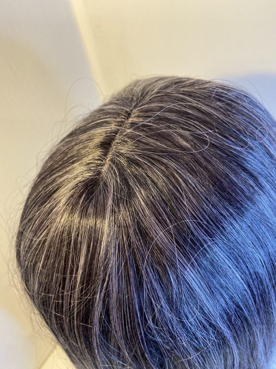 Rooted silver grey long wig. Gls752
