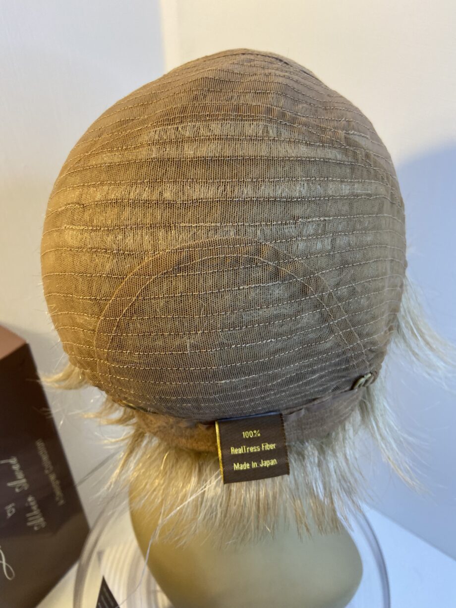 New blonde soft cap wig. Pplblms467