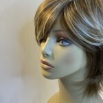 Highlighted brown shiny wig. Blss460