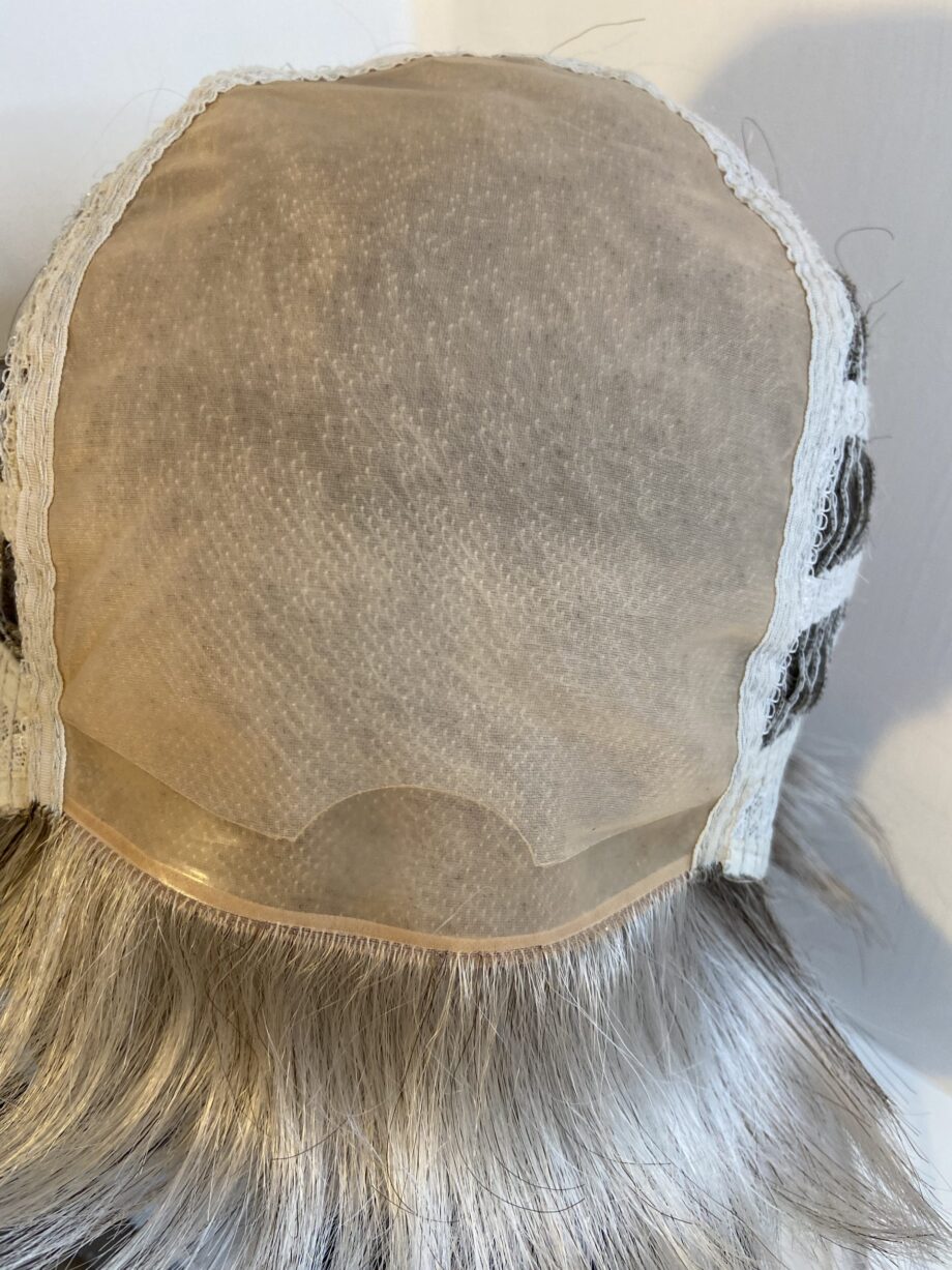 Silver stone short designer wig. Bgss292