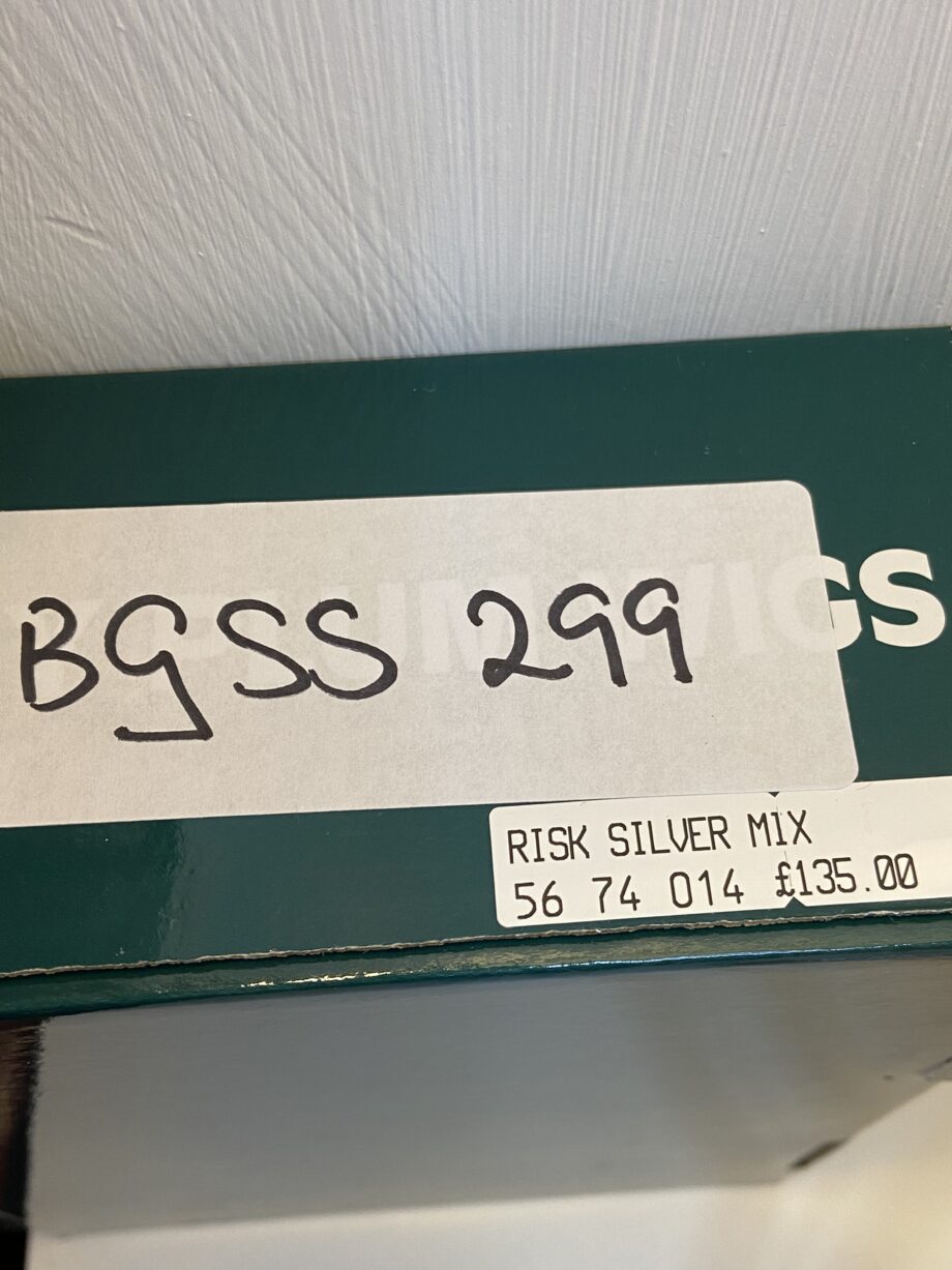 Boxed silver mix wig. Bgss299