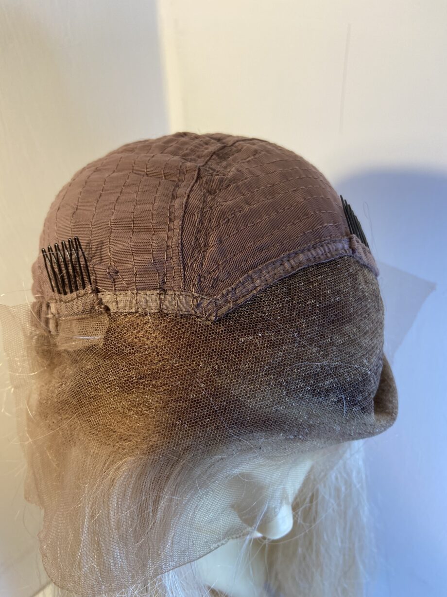 New long blonde rooted soft cap . Blls755