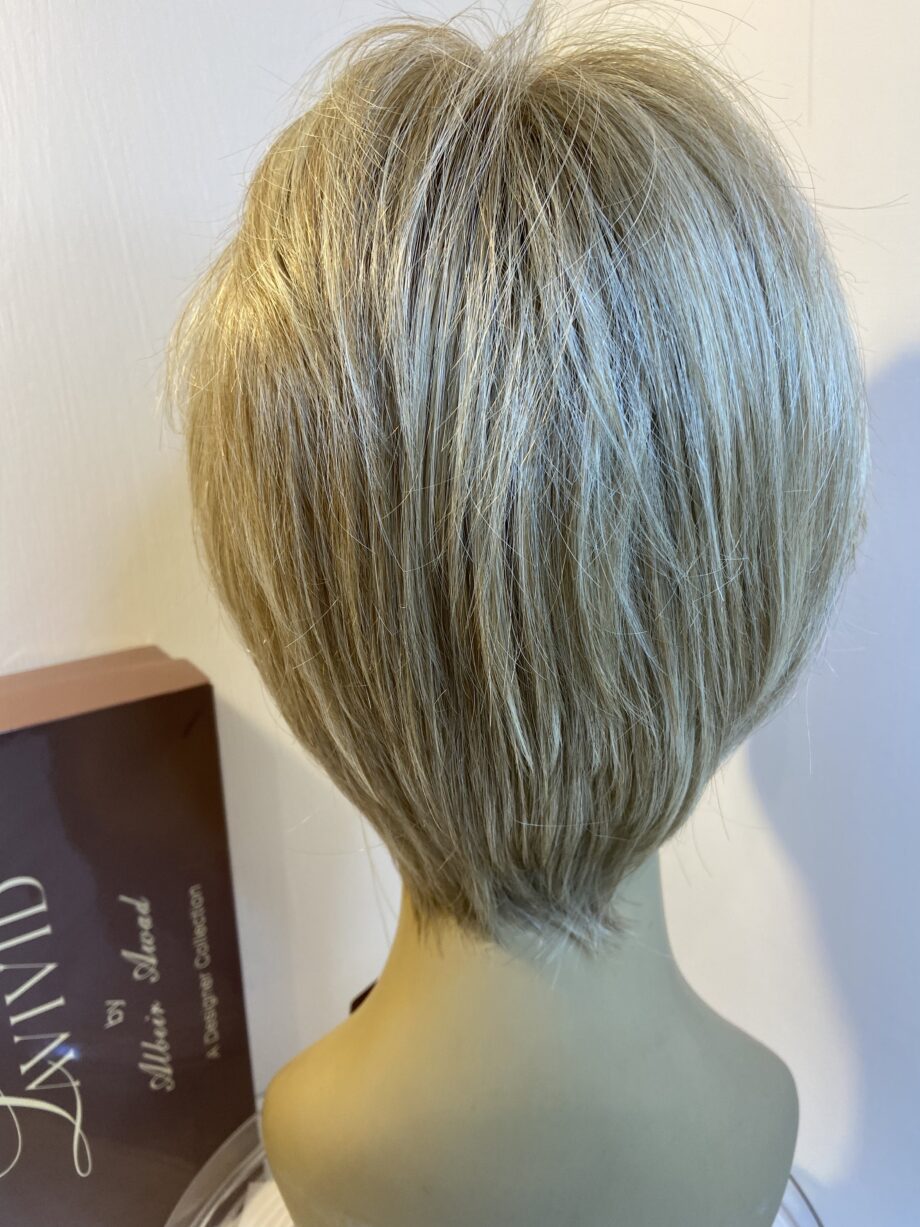 New blonde soft cap wig. Pplblms467