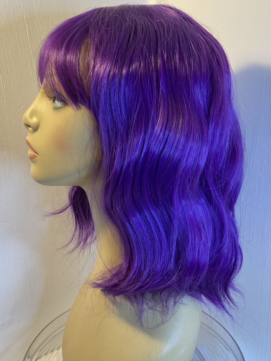 Gorgeous purple new wig. Pumw754