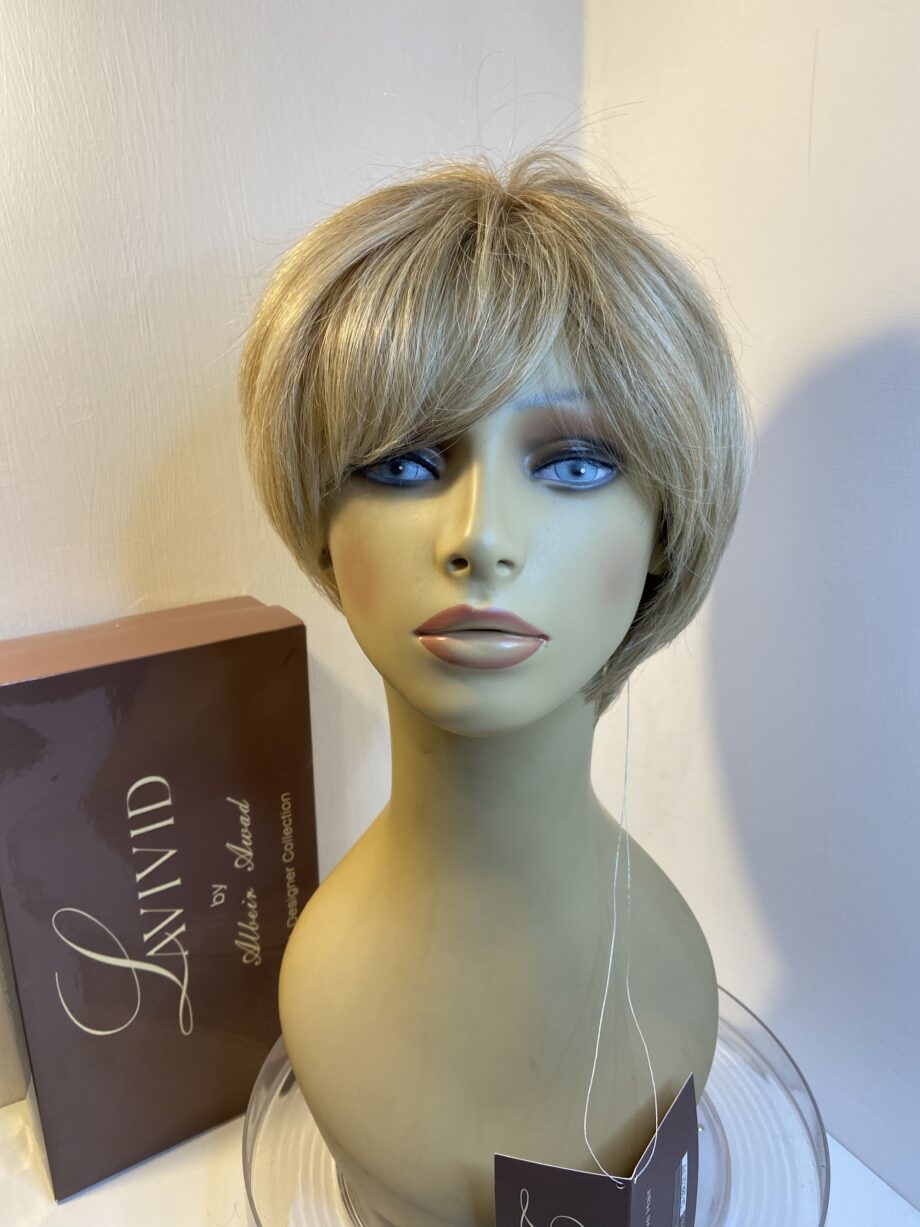 New blonde soft cap wig. Pplblms467