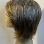 Highlighted brown shiny wig. Blss460