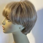 Stylish boxed blonde wig. Bblss287