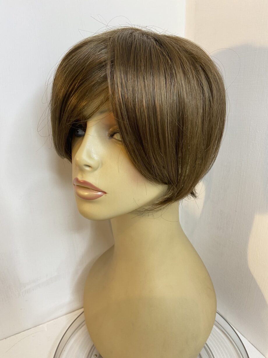New brown topper. Brss592