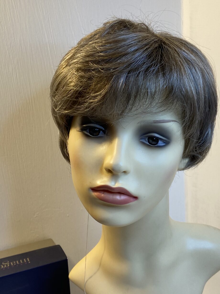 New natural image brown short wig. Bbrss300