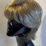 Blonde short stylish wig. Blss43
