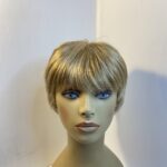Rene of Paris blonde wig. Blss91