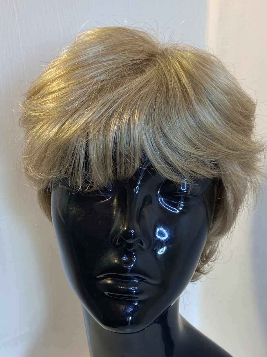 Beautiful blonde natural image collection wig. Blss796