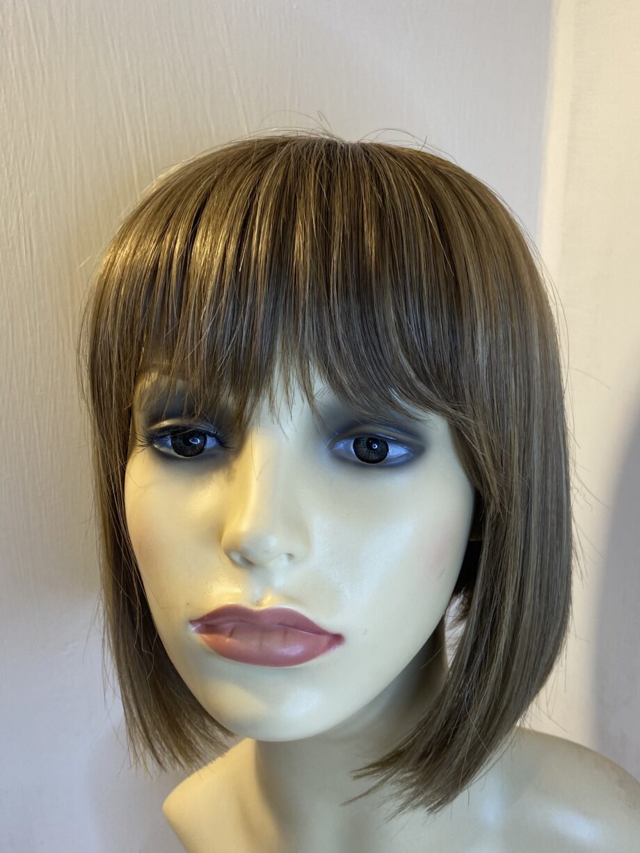 Rene of Paris brown rooted wig. Brms479