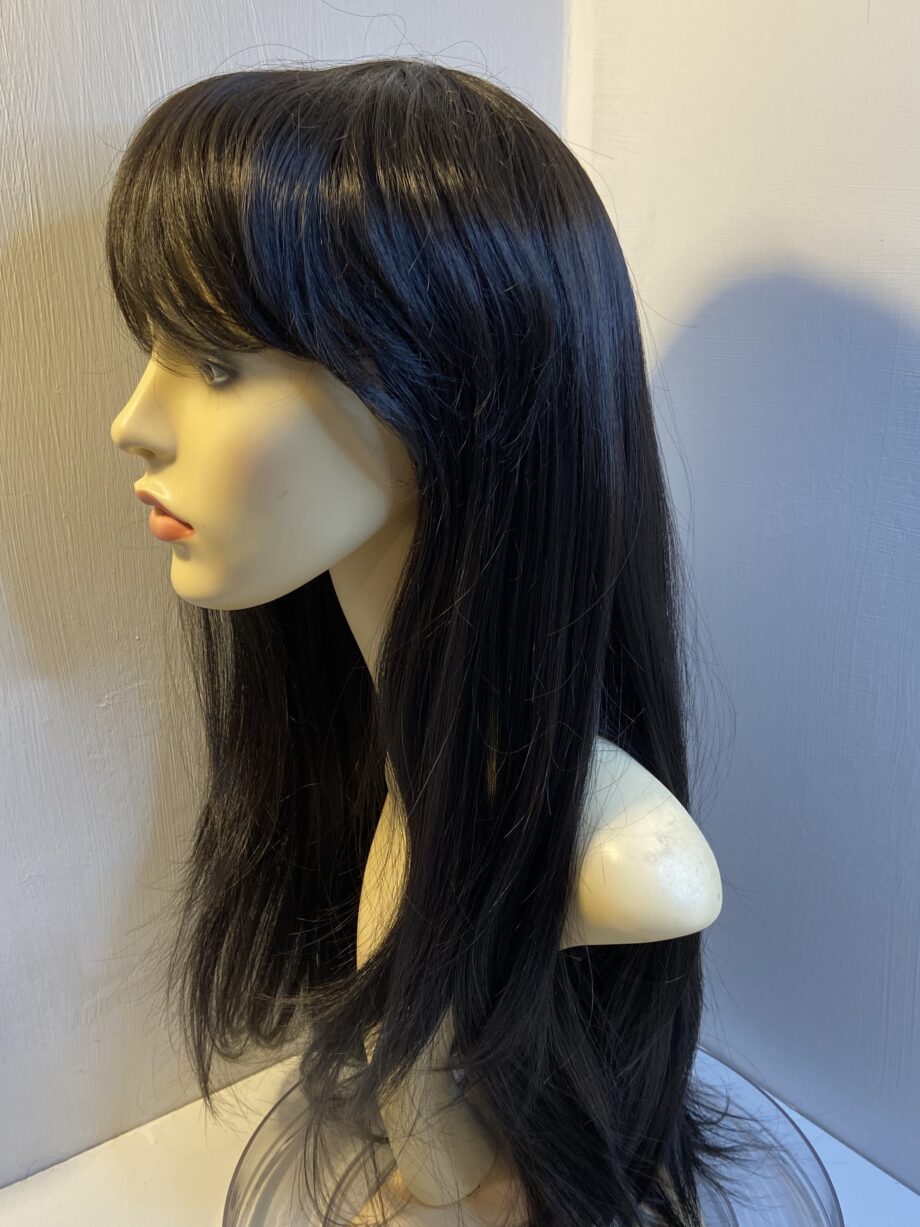Extra long black/dark brown wig. Blls751