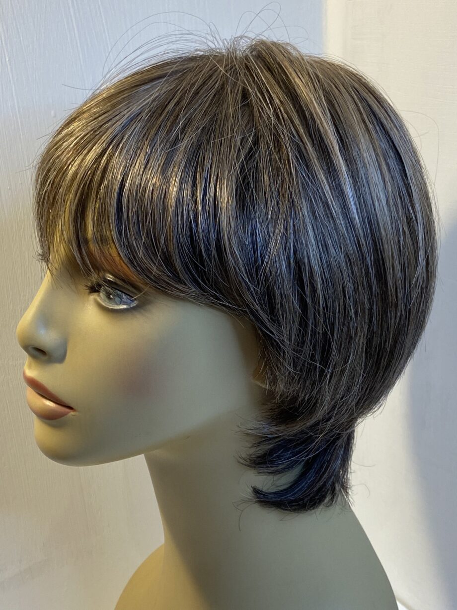 Short sentoo design wig. Pplbrss331