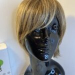 Light brown boxed wig. Pplbrms181