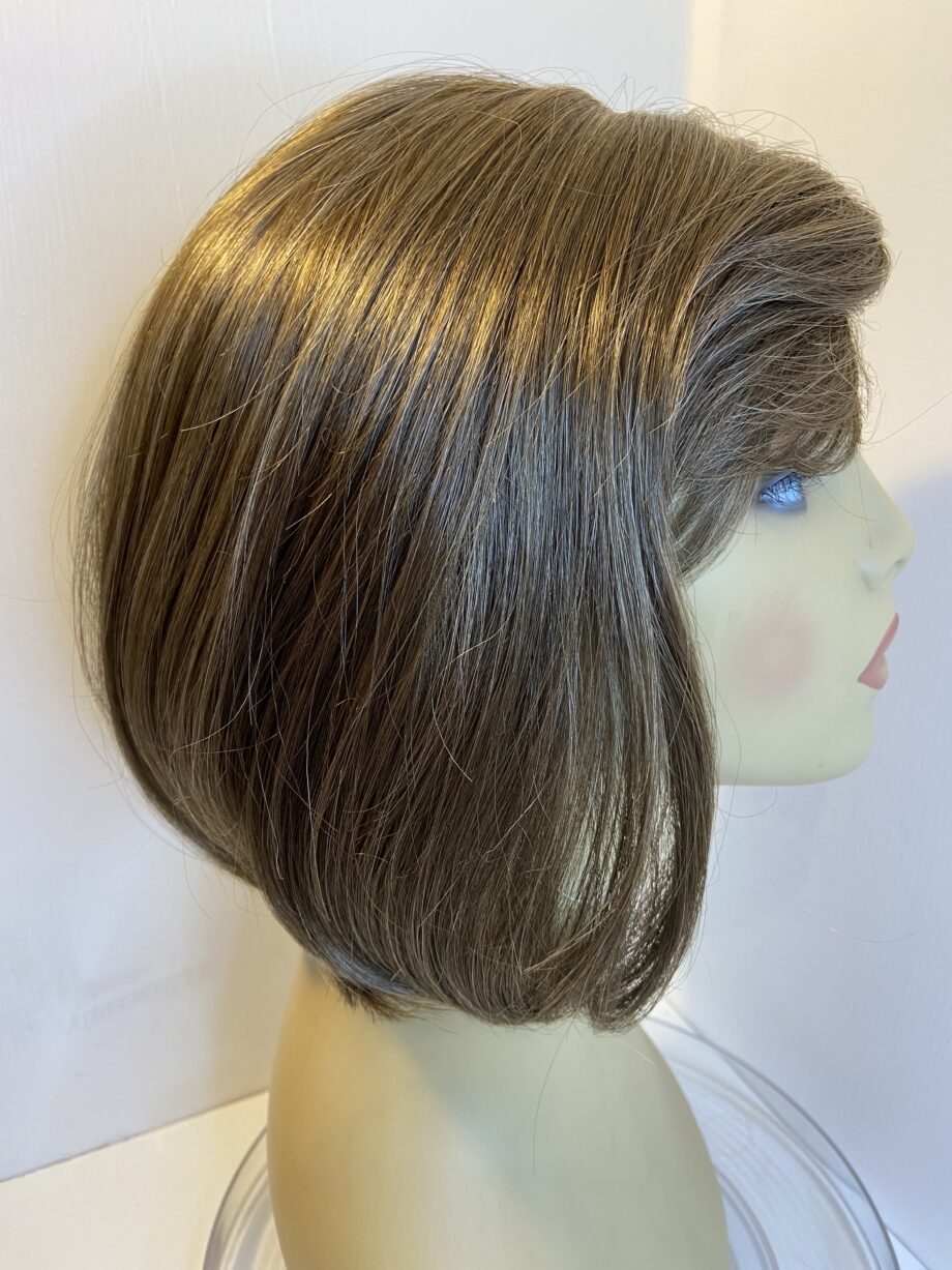 New shiny brown. Nnbrls162