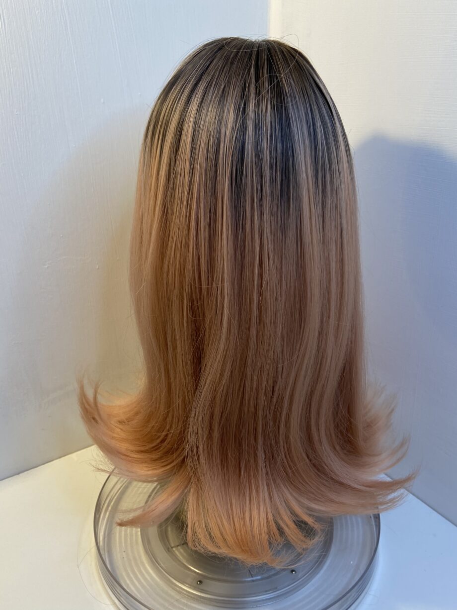 Stunning new pink rooted wig. Pinkls86