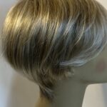 Stunning short blonde wig. Blss795