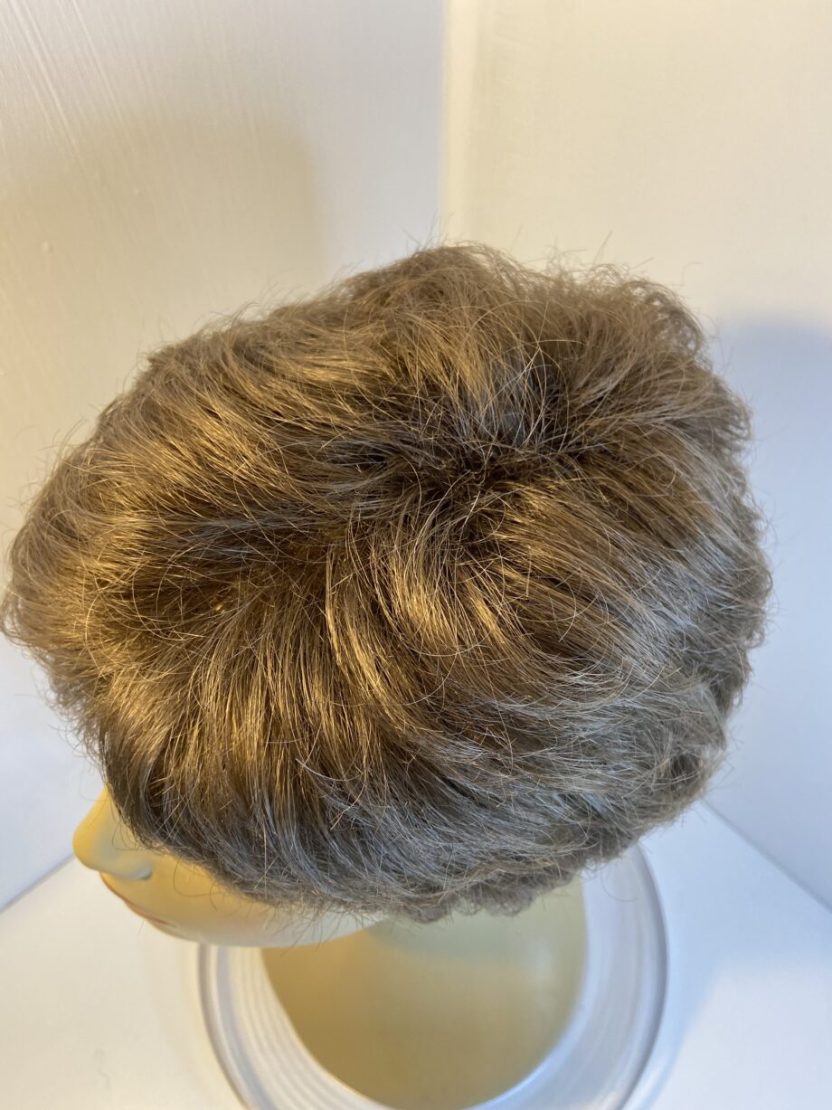 New Paul Young brown short wig. Brss510