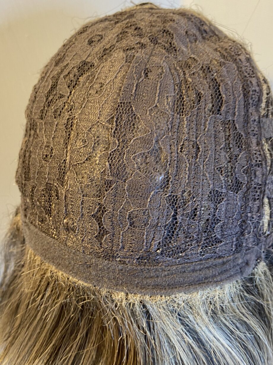 Delightful brown new wig. Nbrms164