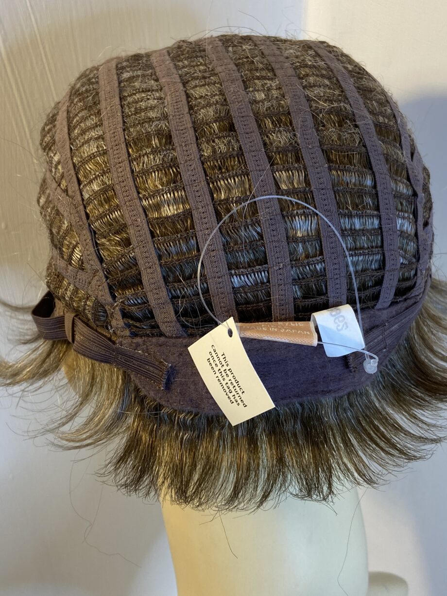 New short brown wig. Brsw58