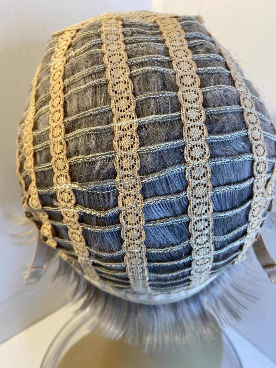 New silver grey short wig. Ngsw67