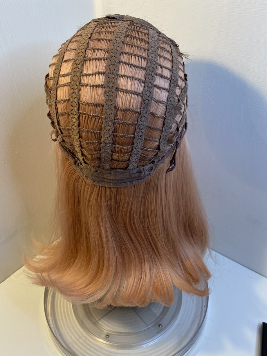 Stunning new pink rooted wig. Pinkls86