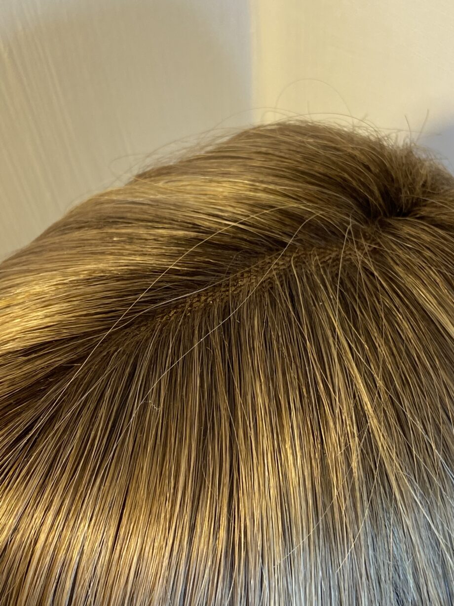 Noriko designer brown wig. Brms201