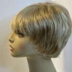 Rene of Paris blonde wig. Blss91