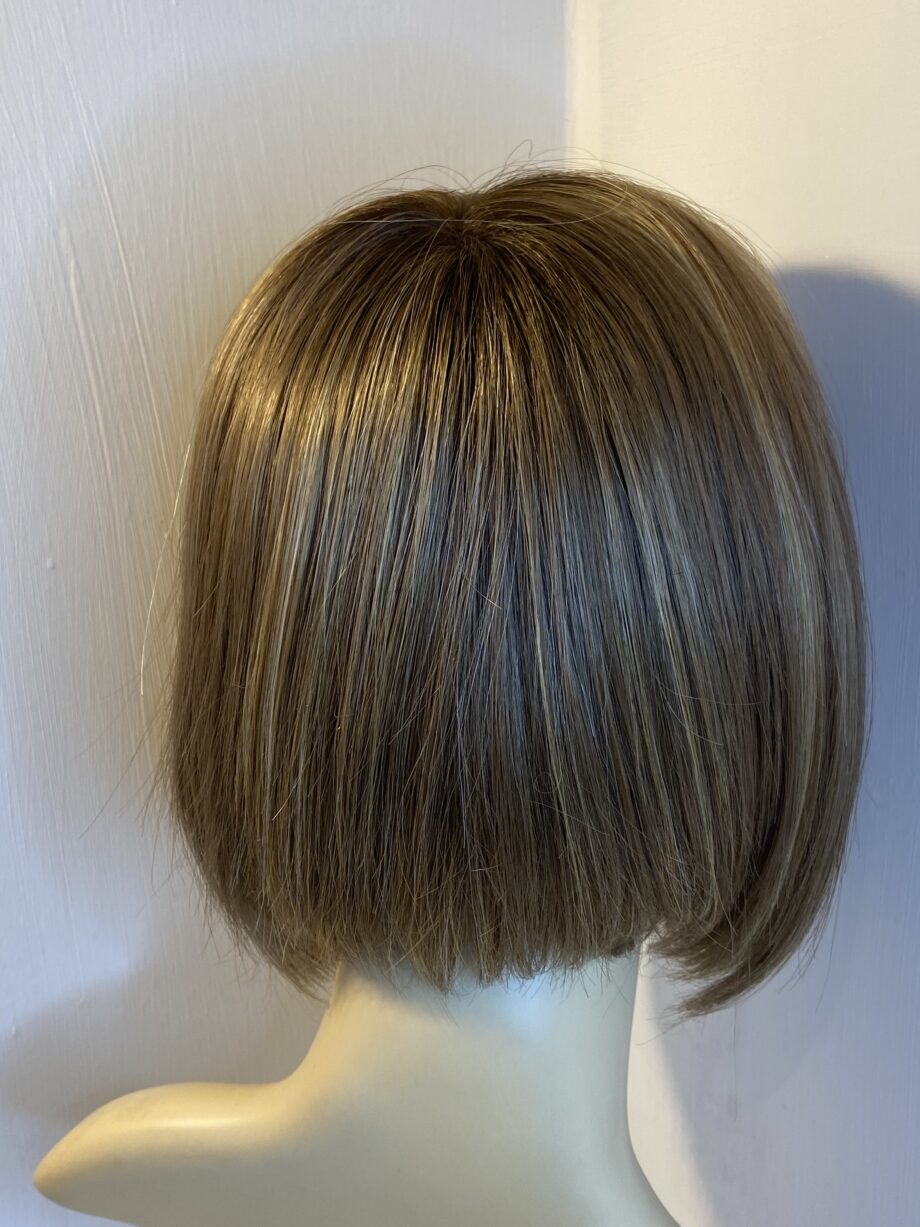 Rene of Paris brown rooted wig. Brms479