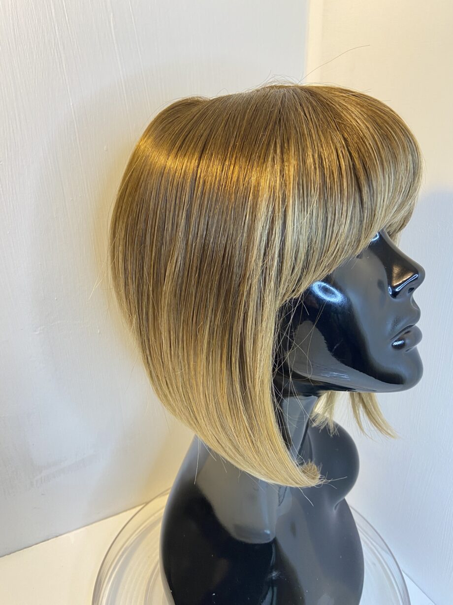 Rooted Rene of Paris collection wig. Brms481