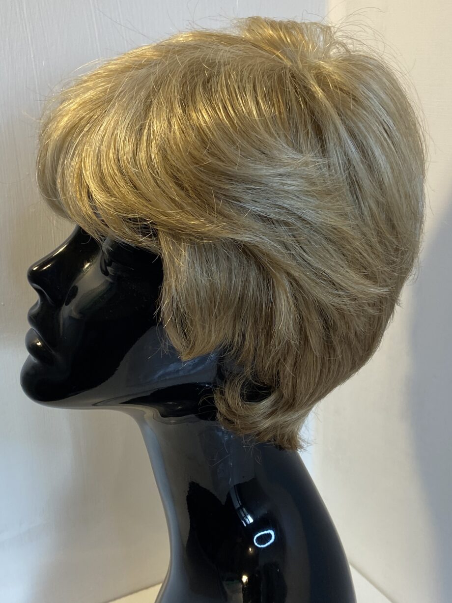 Beautiful blonde natural image collection wig. Blss796