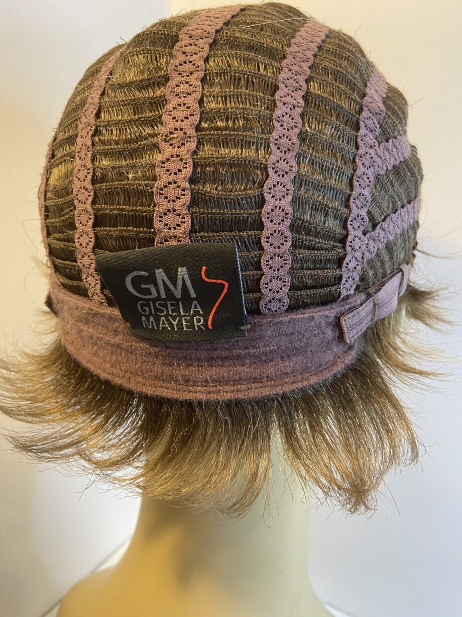Multi sand rooted designer blonde wig. Bblss320