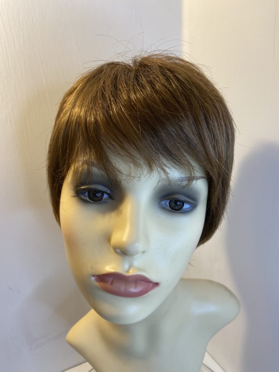 Short sleek reddish brown Rene of Paris wig. Brss402
