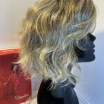 Modern style wavy blonde wig. Bblmw322