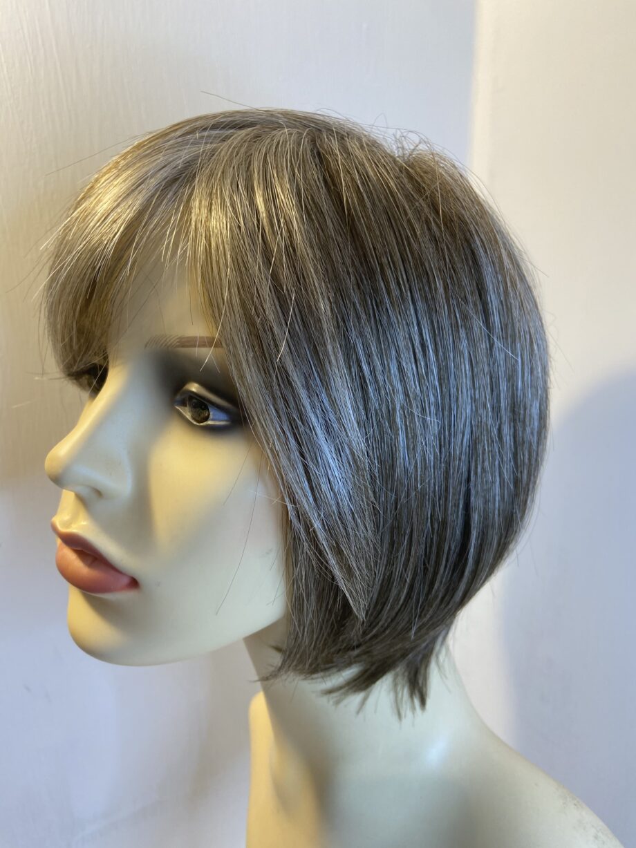 Ash blonde /grey designer wig. Gms48
