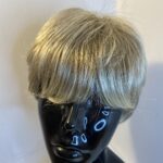 Short blonde Ellen Wille   Blss413