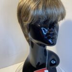New sand mix short blonde wig. Brss526