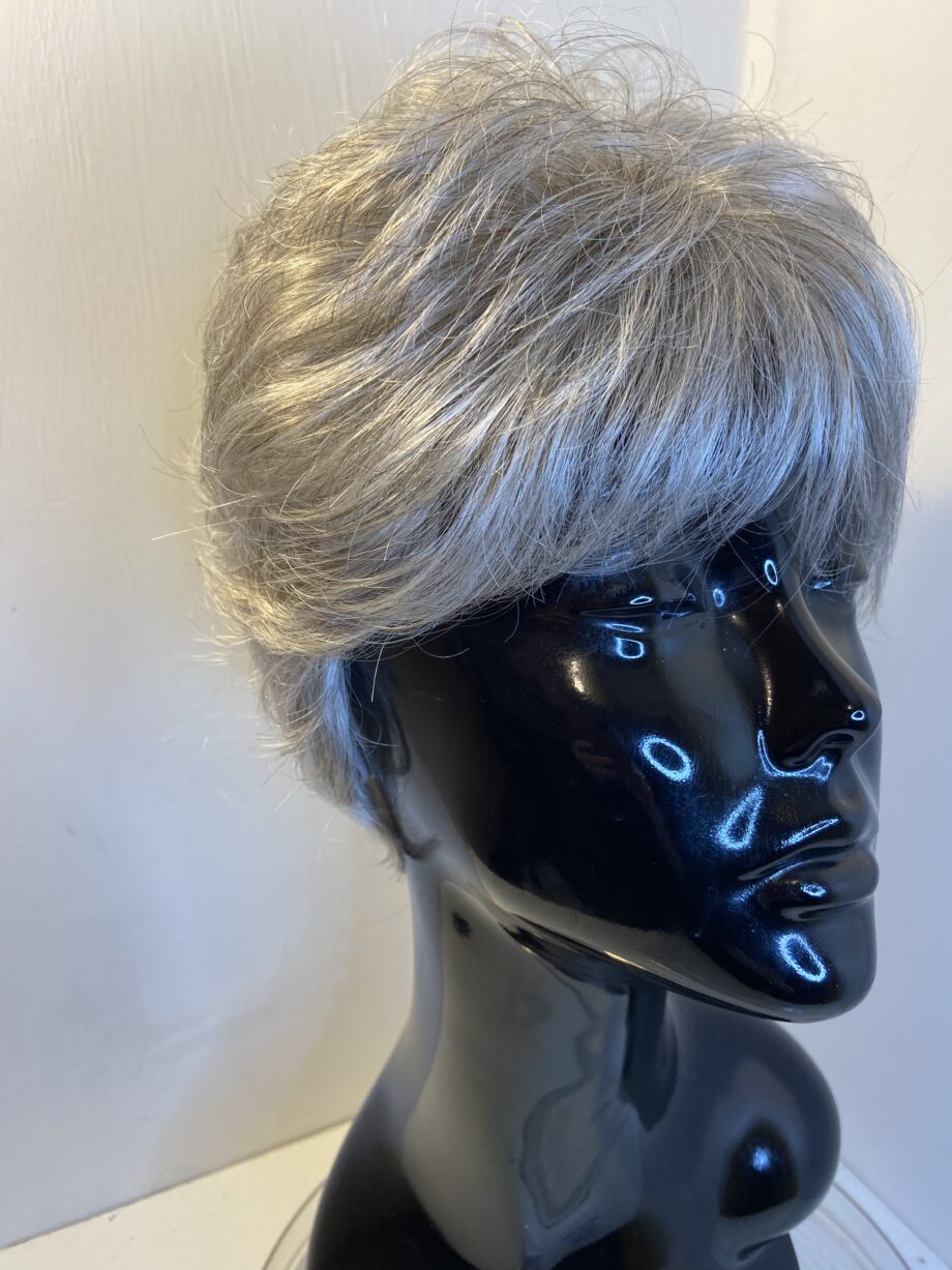 Silver short wig. Gss528