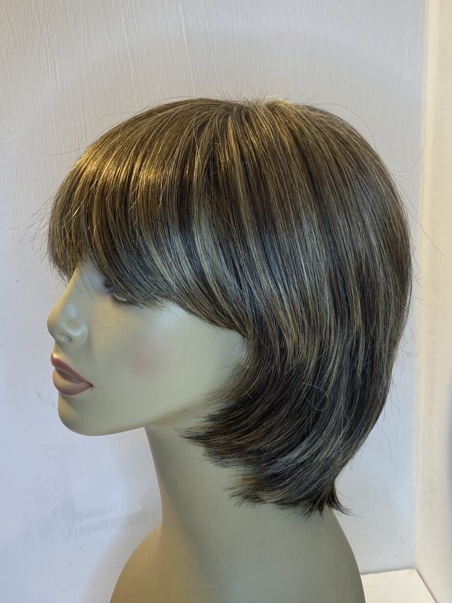 Rene of Paris brown stylish wig. Brms518