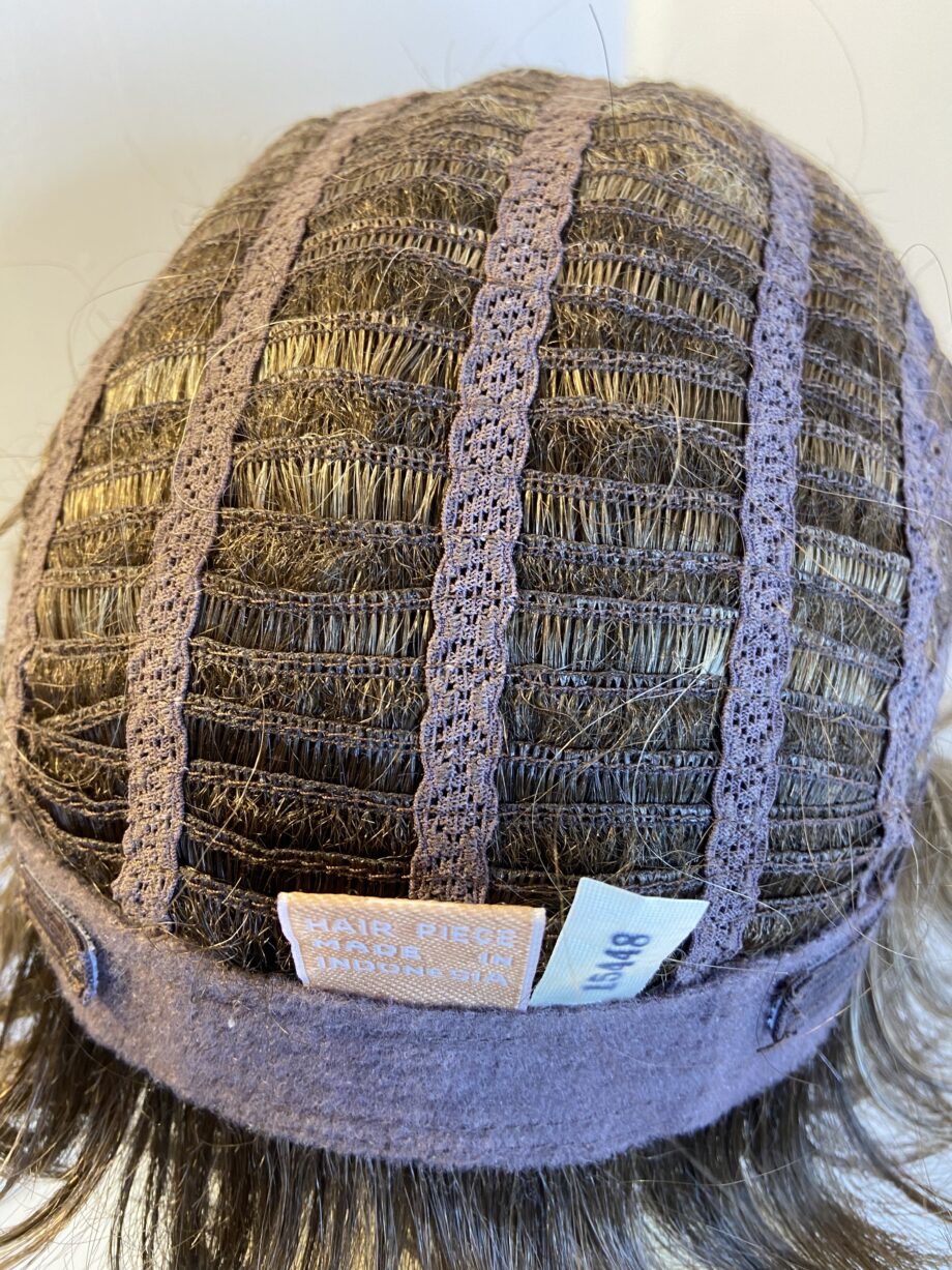 Mid length brown wig.  Brmw411