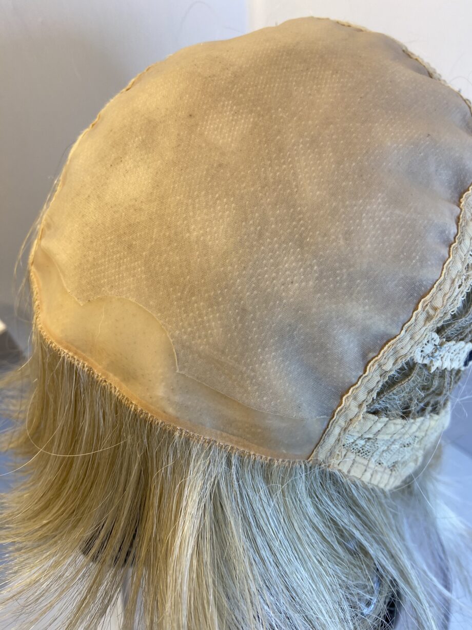 Light blonde Rene of Paris wig. Bblms314