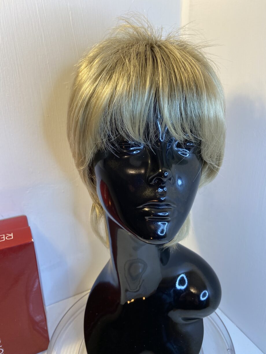Rene of Paris blonde rooted wig. Bblss307