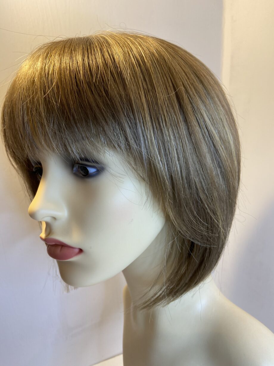 Amore light brown /blonde soft cap  highlighted wig. Blms611
