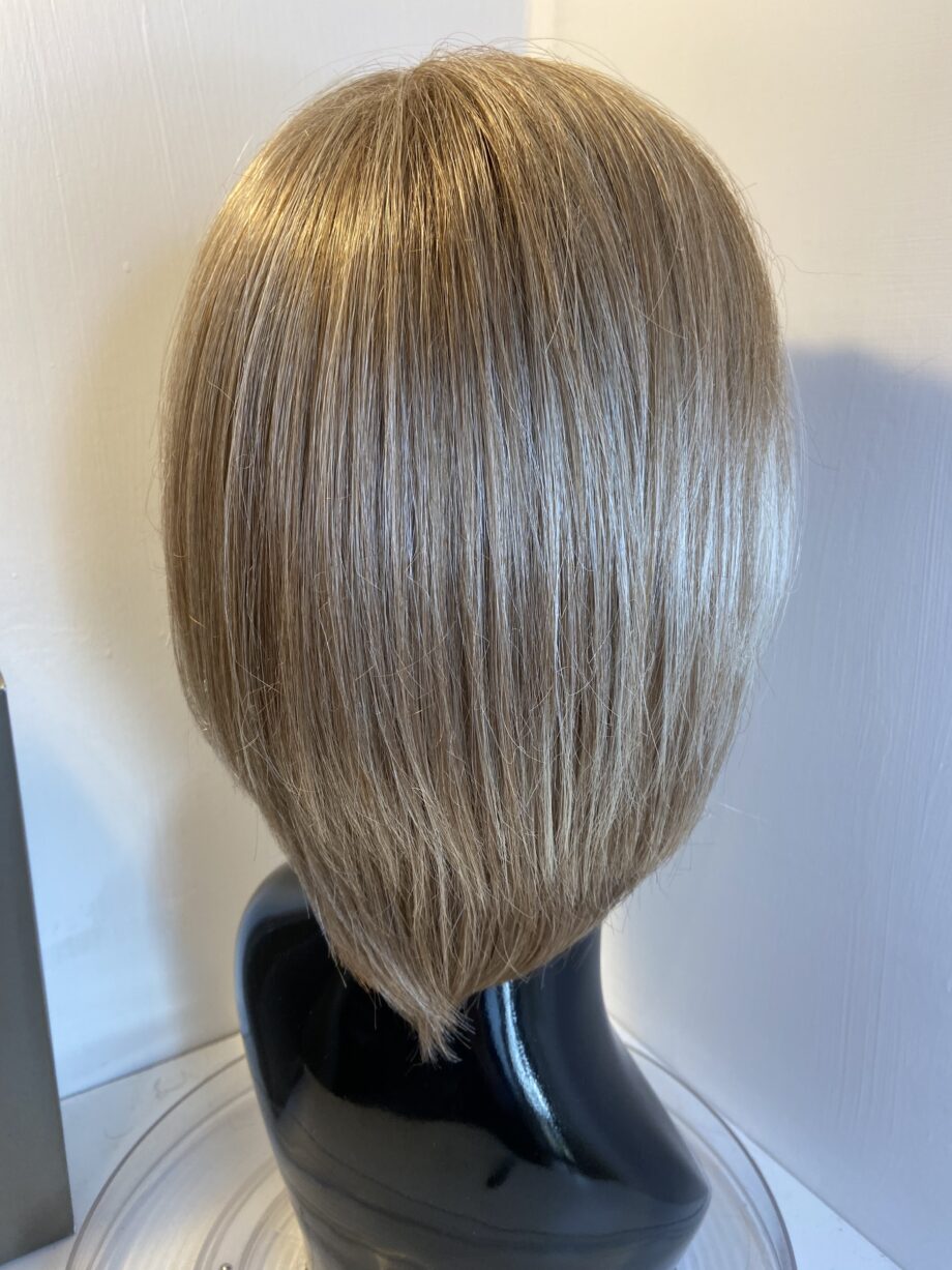 Strawberry glow inspired collection wig. Bblms330