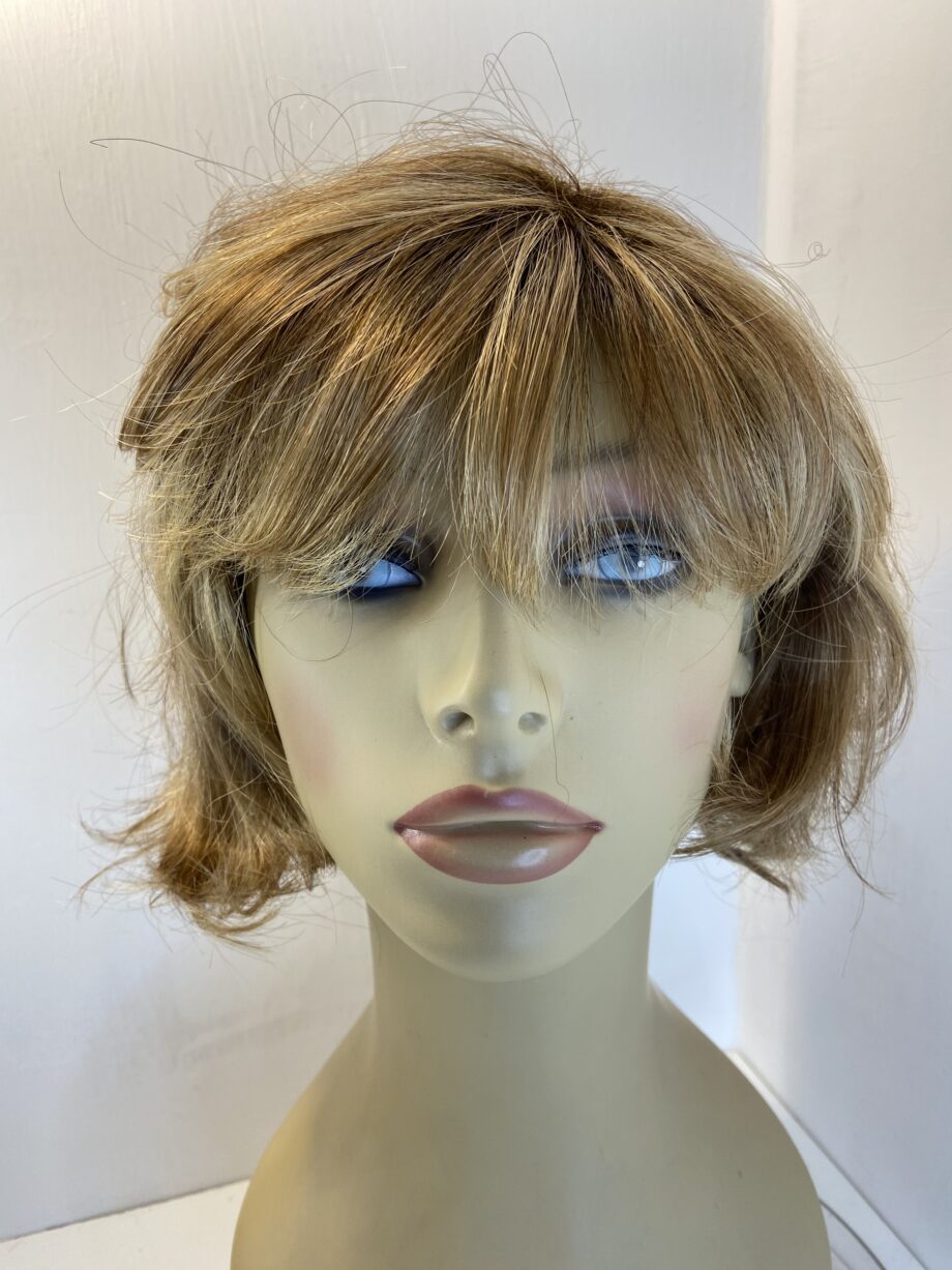 Rooted blonde Ellen Wille collection wig. Blmw72